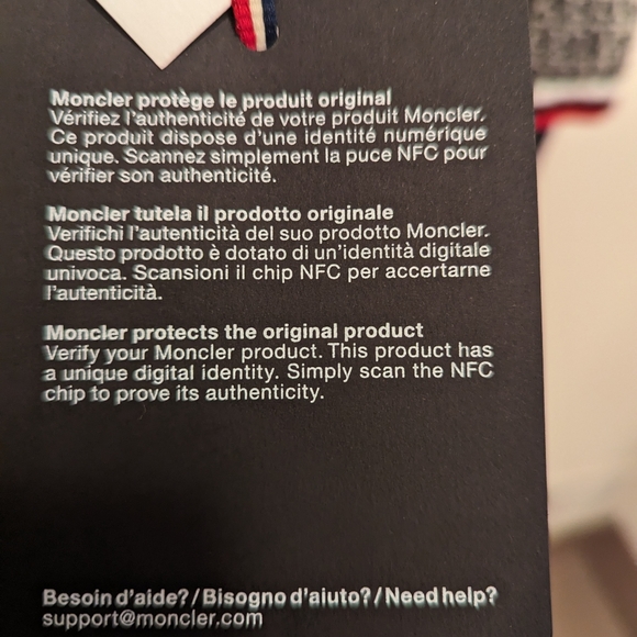 Moncler Authentic women jacket - Picture 8 of 11